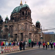 Berliner Dom beim 43. Neujahrslauf in Berlin